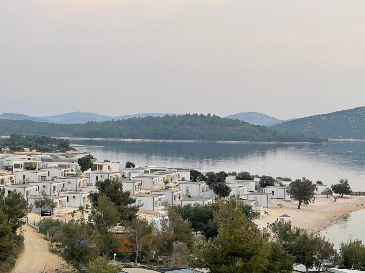BUQEZ Resort Drage Exterior foto